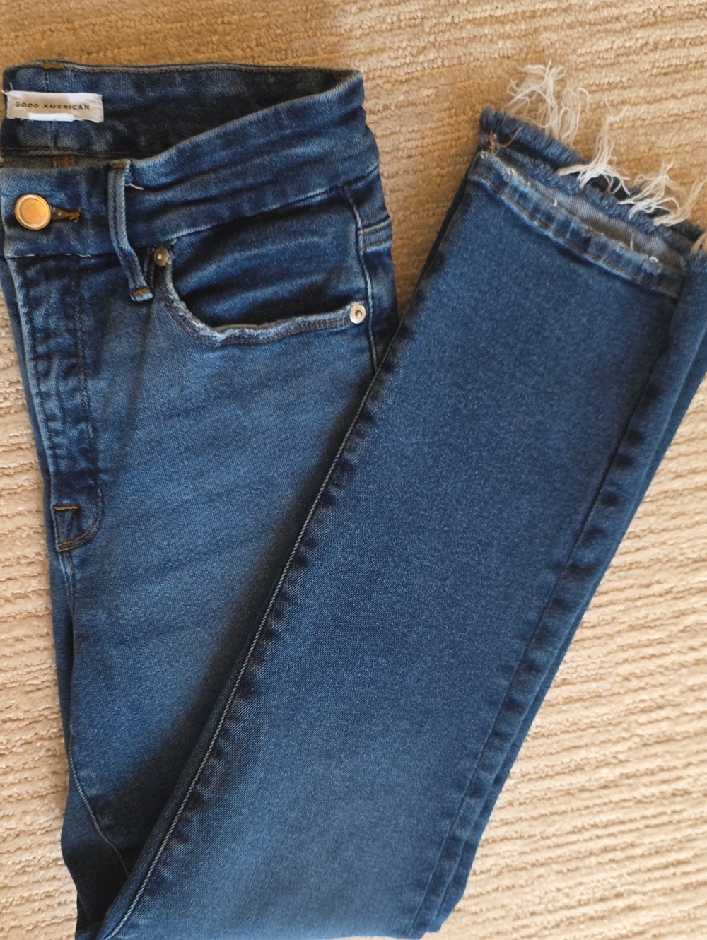 Good American Dark Blue Cropped Skinny Jeans with Raw Hem